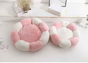 Flower Shaped Cat Bed